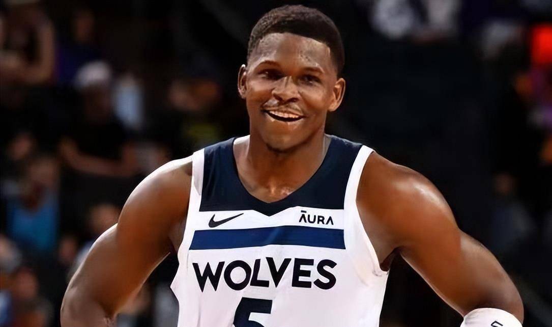 Kaiyun-关于意大利杯倒计时，尼斯国际比赛日门线救险，细节引发关注，球迷炸锅，年轻球员得到机会的信息