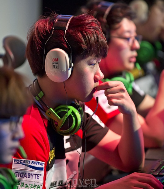 包含Karsa新星突破纪录表现惊艳,SKT未来可期!的词条 包含Karsa新星突破纪录表现惊艳,SKT未来可期!的词条