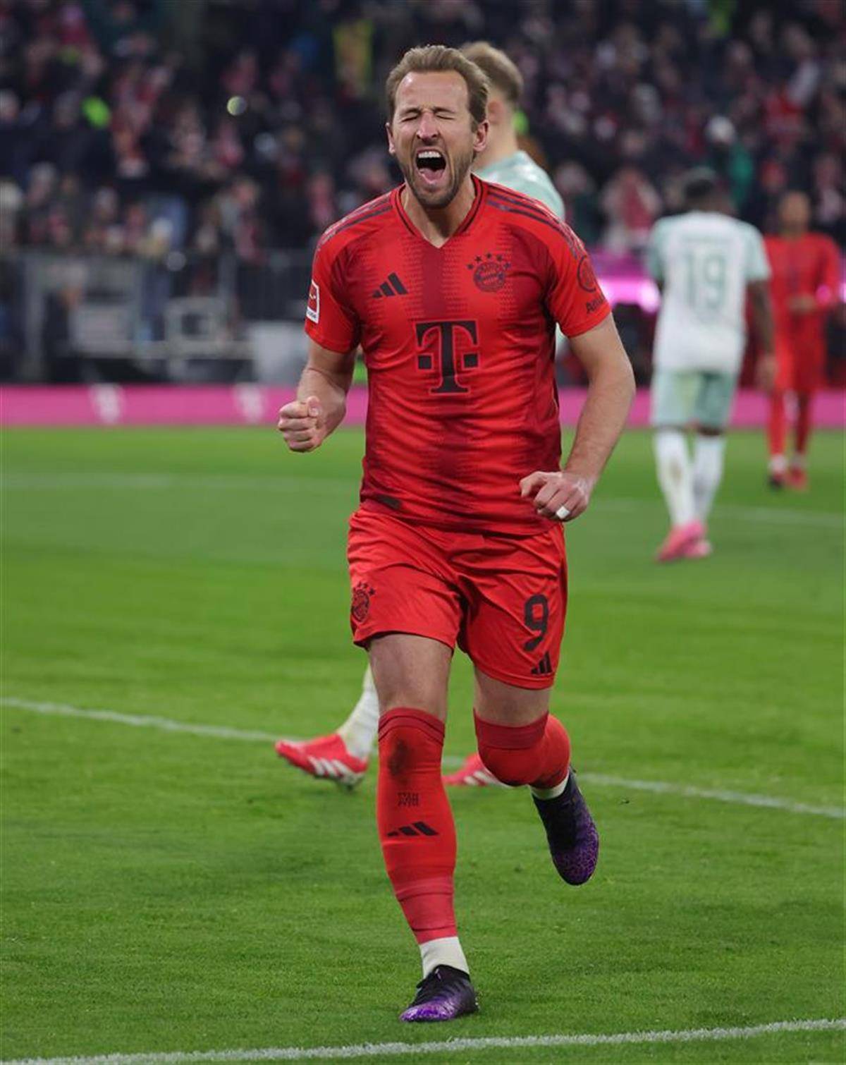 凯恩迎来二十赛季高光表现，利物浦球迷沸腾！的简单介绍